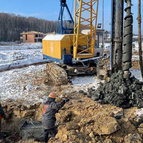 Бурение свай ф-420 мм, L-15m под коттеджный городок, Киево-Святошинский р-н (превью)