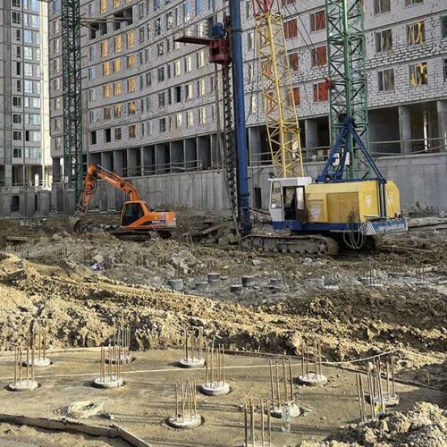ЖК «Свитлопарк», Киев: сваи под паркинг, ф-420 мм, 1036 шт.