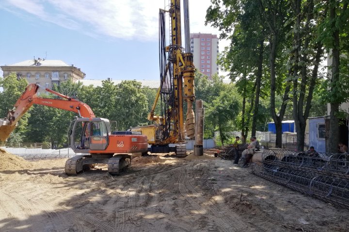 Замовити пальовий фундамент під таунхаус у Києві